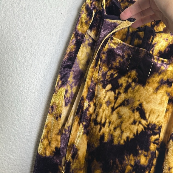 Urban Outfitters Dawn Tie Dye Velvet Mini Short Slip Dress Womens Medium - Picture 5 of 14